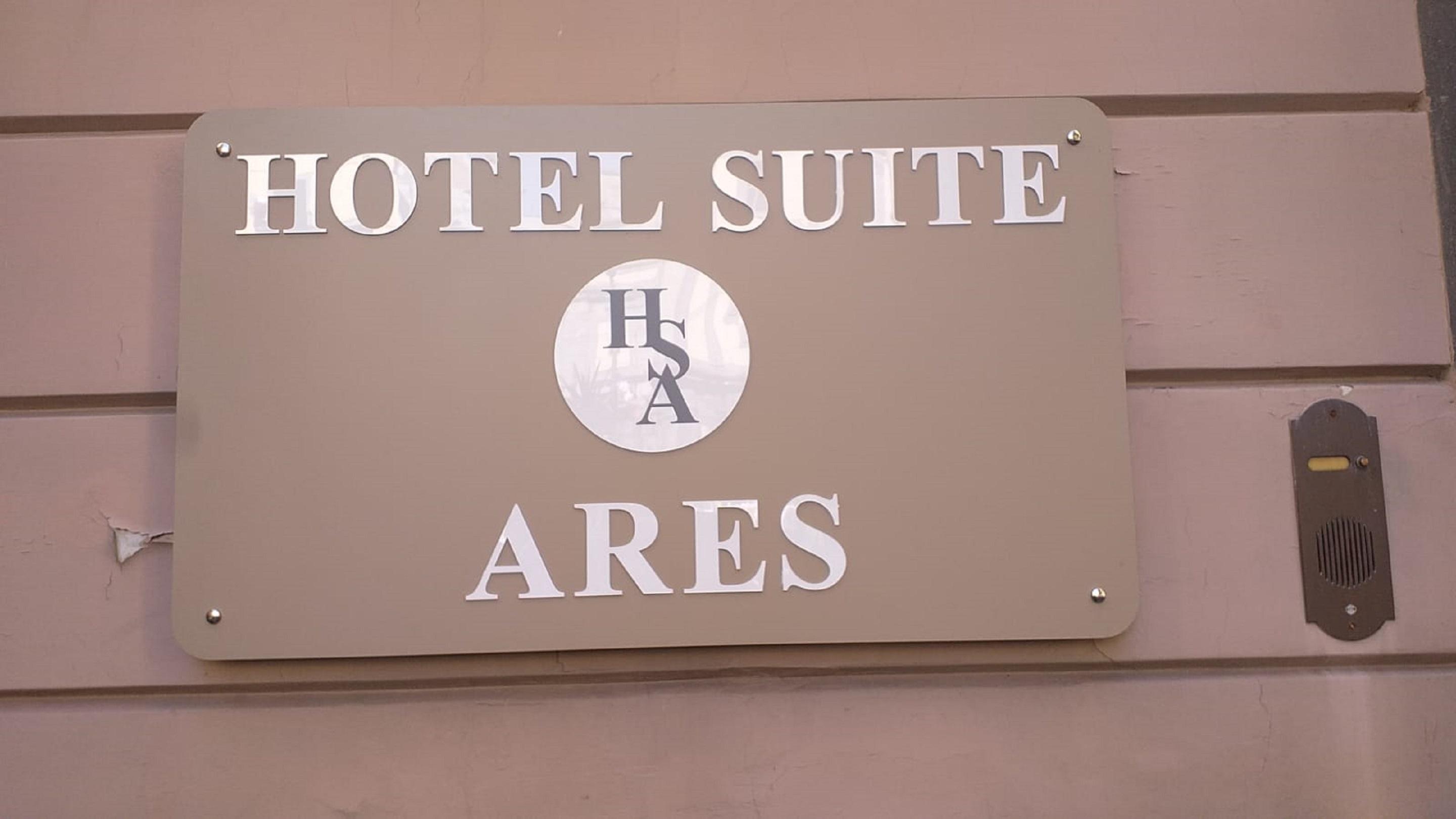 Hotel Suite Ares Napels Buitenkant foto