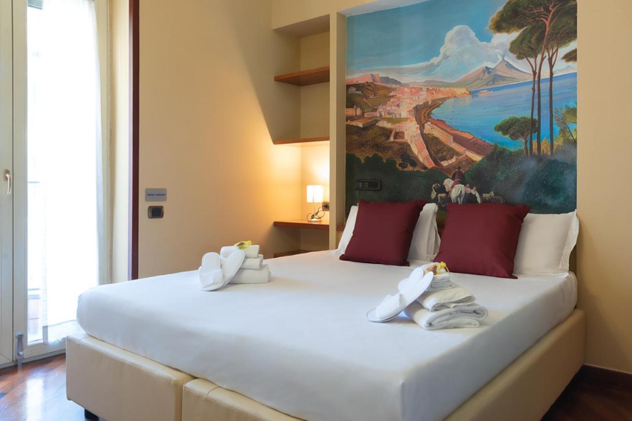 Hotel Suite Ares Napels Buitenkant foto
