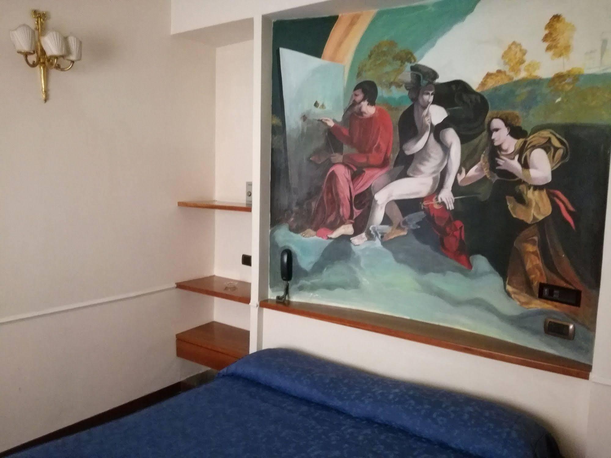 Hotel Suite Ares Napels Buitenkant foto